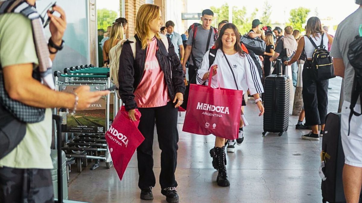 Seis de cada 10 turistas planifican su viaje a Mendoza con menos de un mes de anticipación