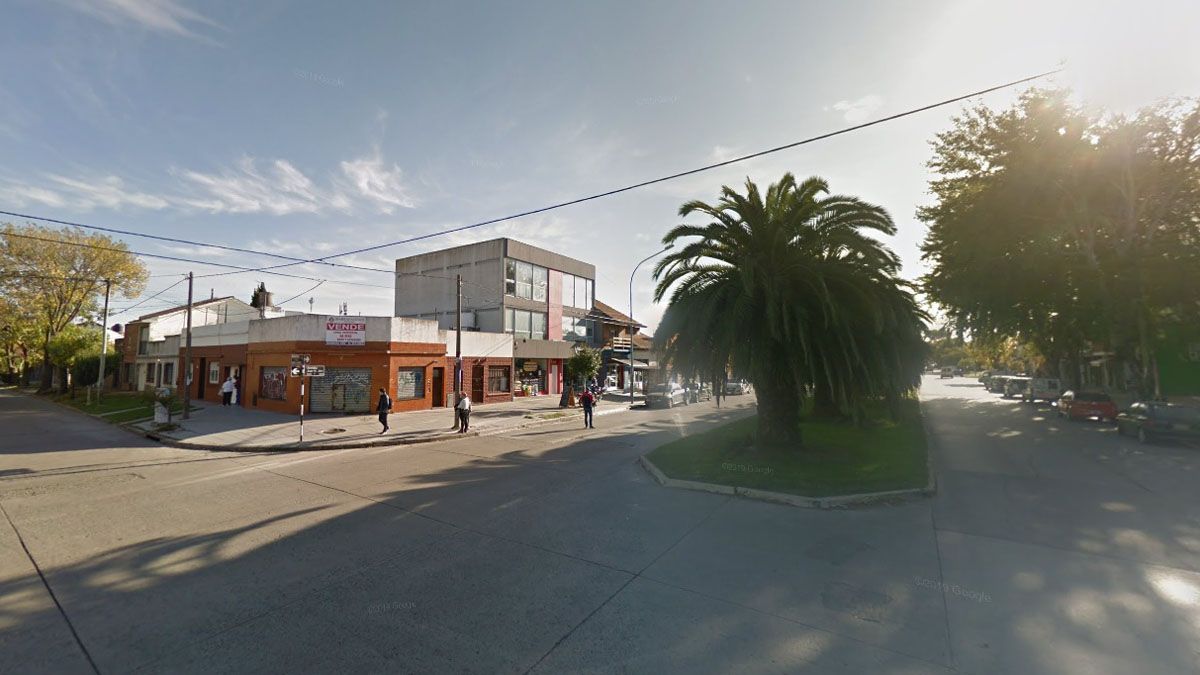 Los vecinos del hombre que se baleó su propia pierna al creer que lo asaltaban, en Mar del Plata, se mostraron sorprendidos por el hecho