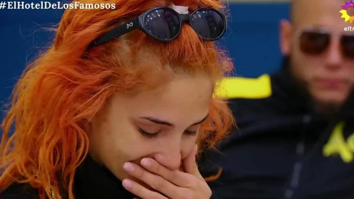 Melody Luz lloró en el Hotel de los Famosos.