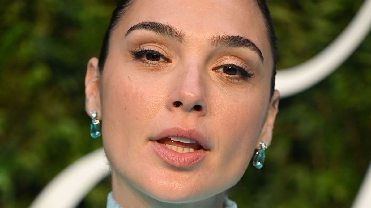 La actriz Gal Gadot interpreta a Sarah Black en la película de Netflix.