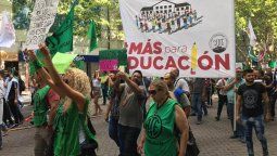 Protestas y caos en el microcentro de Mendoza