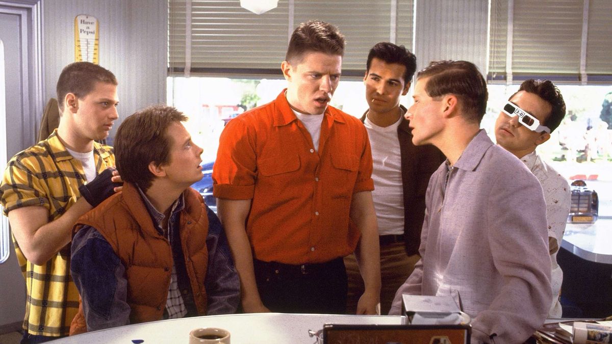 Thomas Wilson junto a Michael J. Fox y Crispin Glover en la película Thomas Wilson junto a Michael J. Fox y Crispin Glover en la película