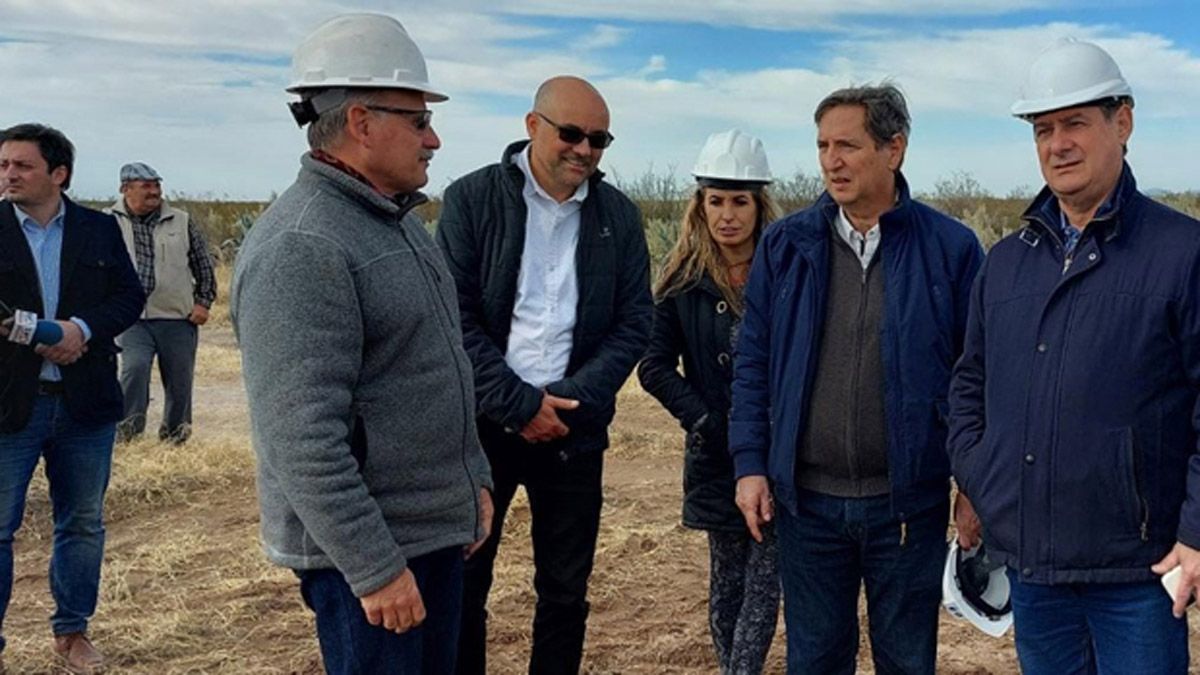 Los hermanos Emir y Omar Fílix estuvieron supervisando las obras.
