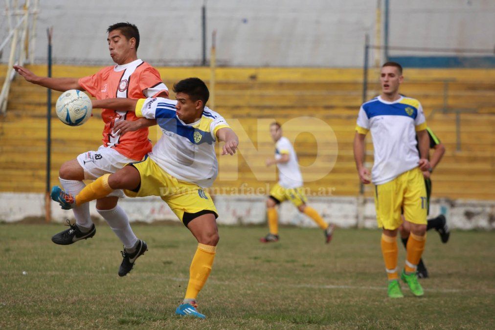 Discreto empate entre Pilares y Huracán