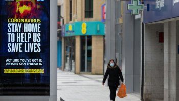 Coronavirus: Reino Unido extendió la cuarenta hasta mayo tras superar los 13.700 fallecidos