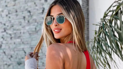 Julieta Poggio se suma a las transparencias playeras y paraliza el verano