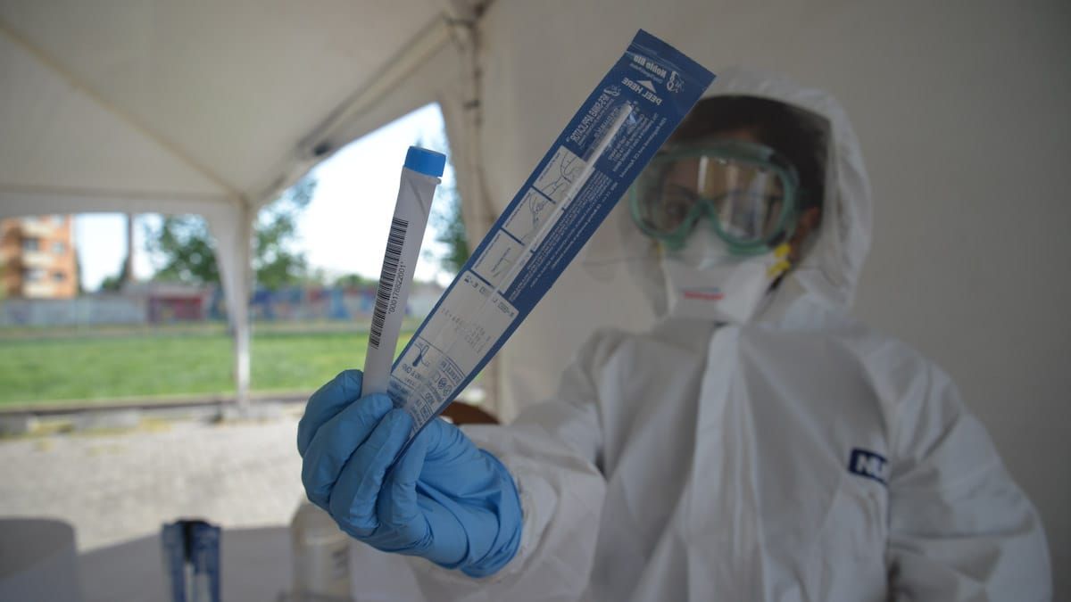 Coronavirus: Suarez recorrió la estación de test rápido