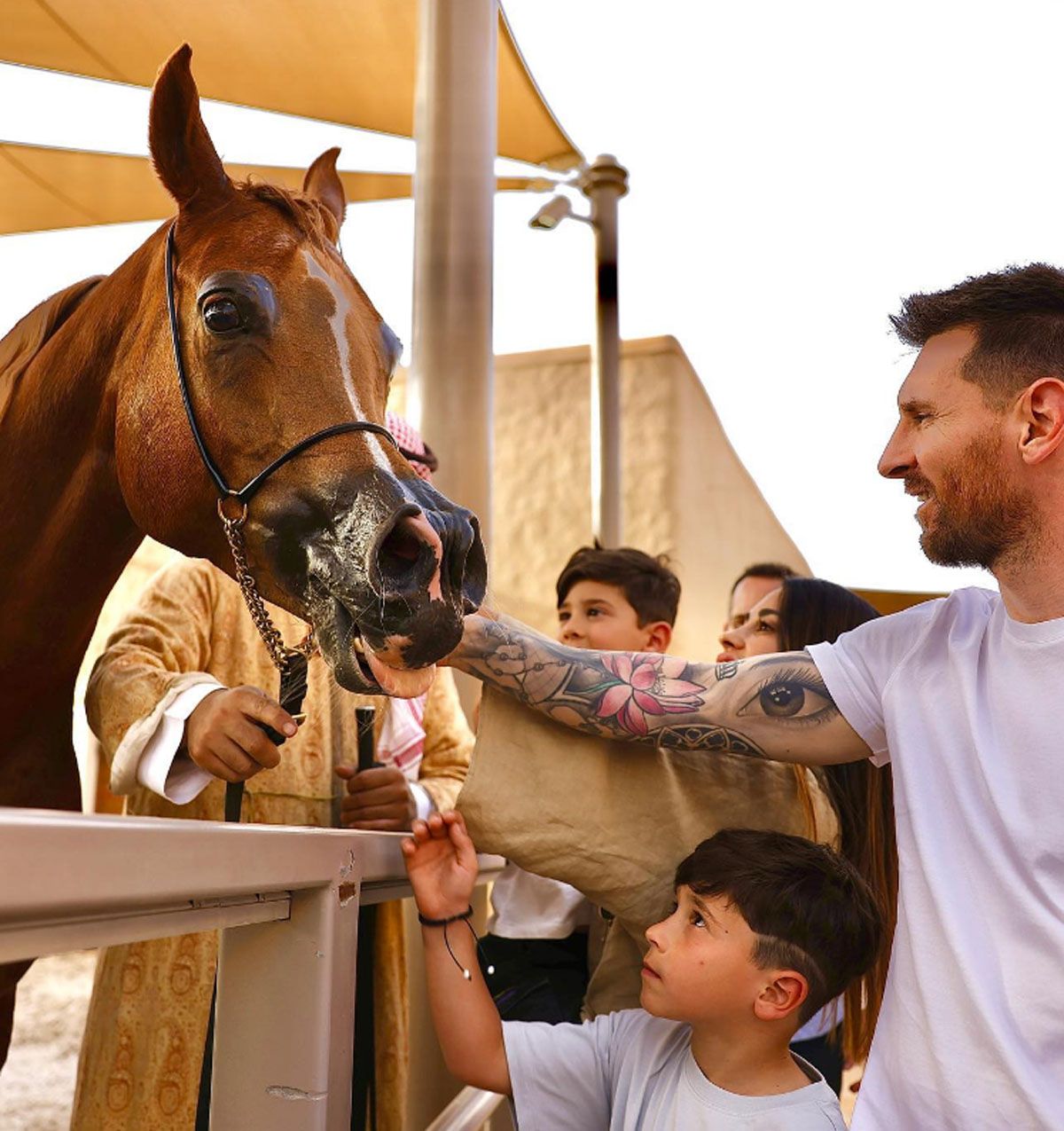 Leo tuvo que pedir perdón públicamente
