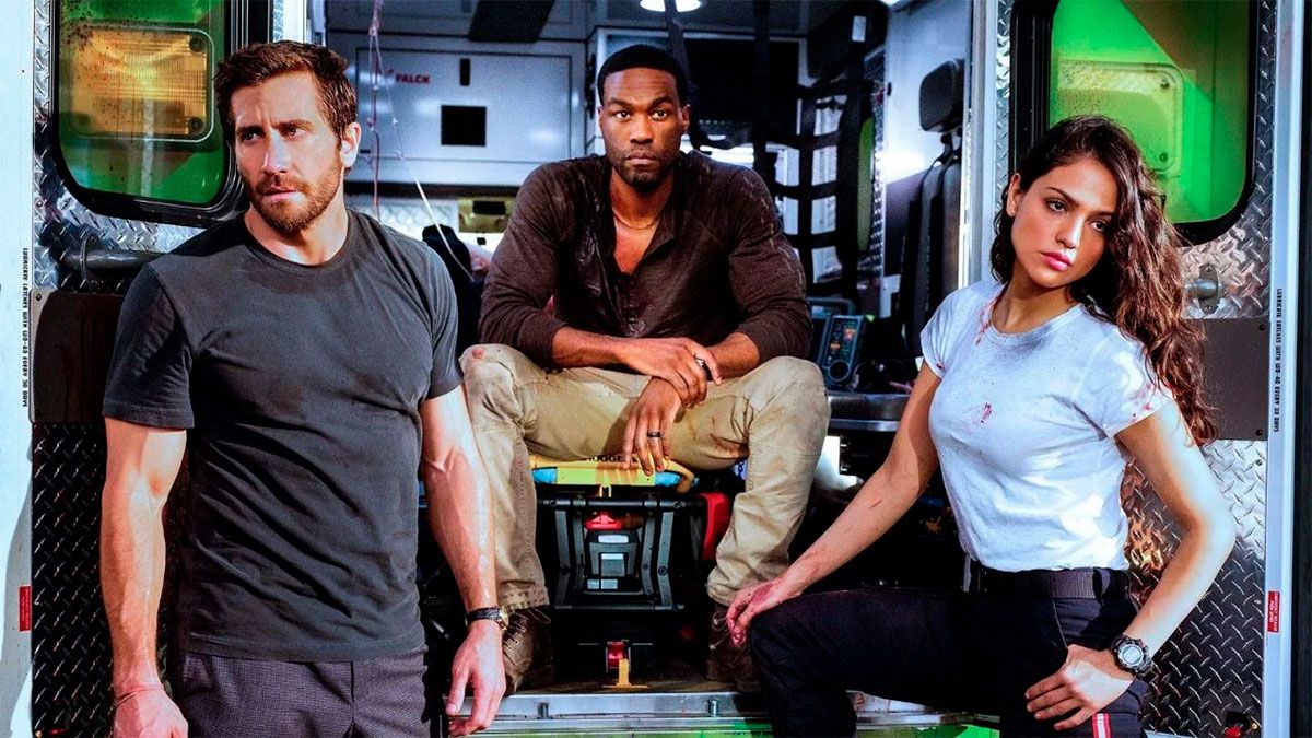Jake Gyllenhaal, Yahya Abdul-Mateen II y Eiza González protagonizan Ambulancia. Jake Gyllenhaal, Yahya Abdul-Mateen II y Eiza González protagonizan Ambulancia.