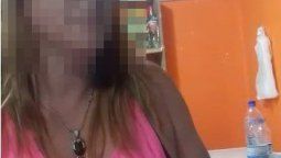 Se sacó una foto con el jefe de la Federal y luego la escracharon vendiendo droga