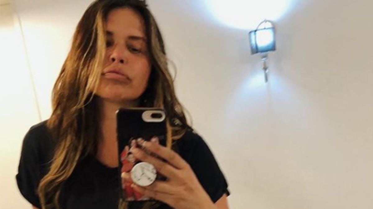 Nazarena Vélez posteó foto en bikini para lucir sus estrías.&nbsp;