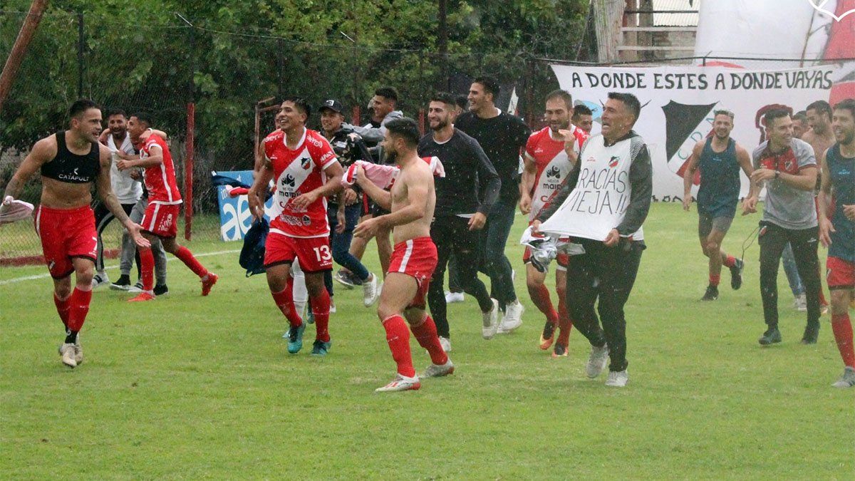 Deportivo Maipú viene de ascender a la Primera Nacional.