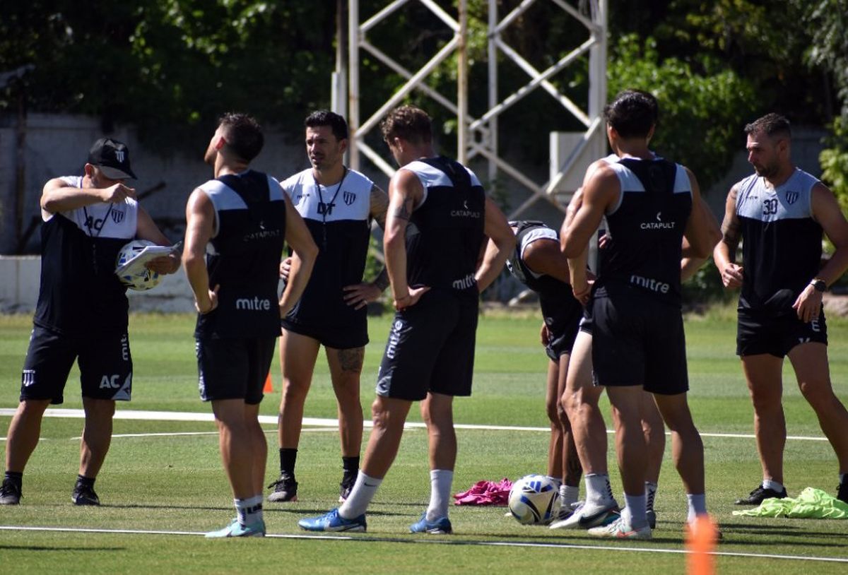Gimnasia y Esgrima con la conducción de Ariel Broggi sigue trabajando en el estadio Víctor Legrotaglie.
