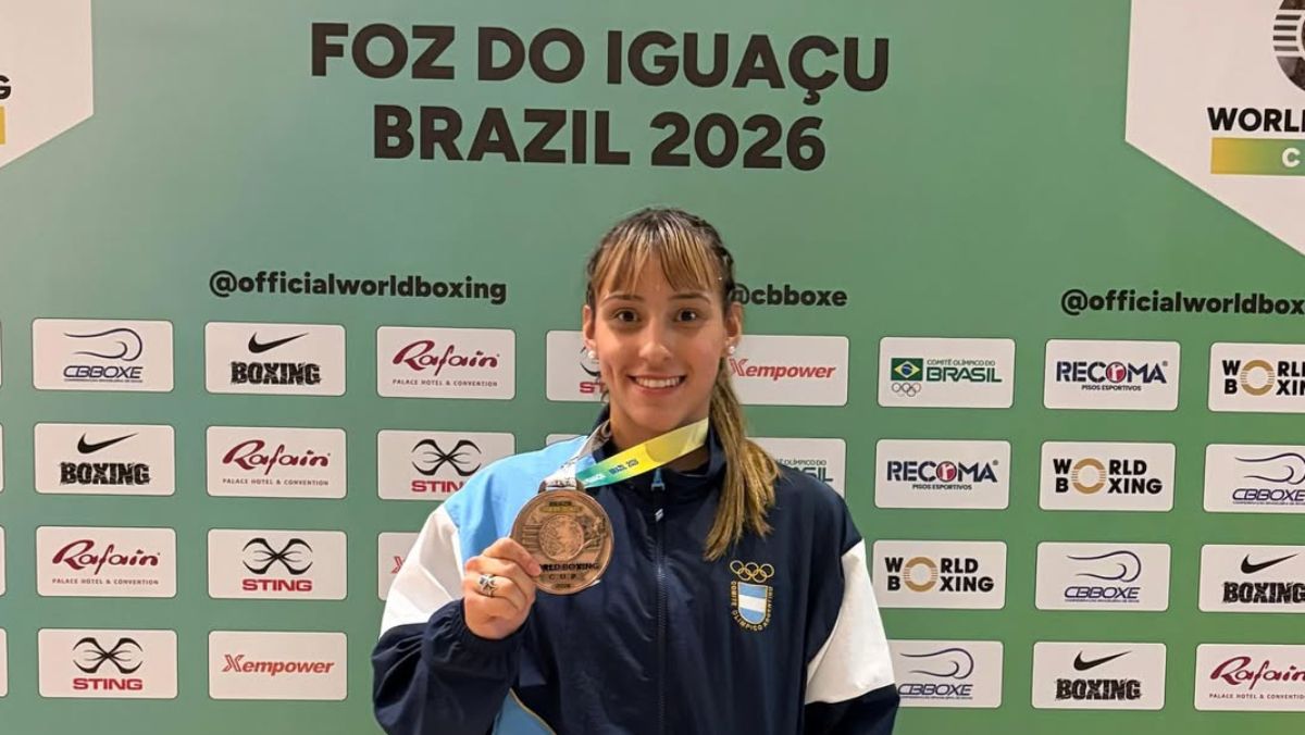Delfina Arancibia hizo podio en la World Boxing Cup de Foz de Iguazú, Brasil. Ella y Tatiana Flores (bronce en los 48 kg) fueron las dos medallas logradas por la Selección Argentina. Delfina Arancibia hizo podio en la World Boxing Cup de Foz de Iguazú, Brasil. Ella y Tatiana Flores (bronce en los 48 kg) fueron las dos medallas logradas por la Selección Argentina.
