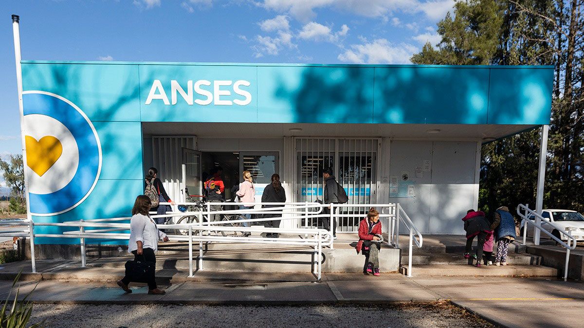 ANSES: quiénes son los beneficiarios que cobran después del fin de semana largo