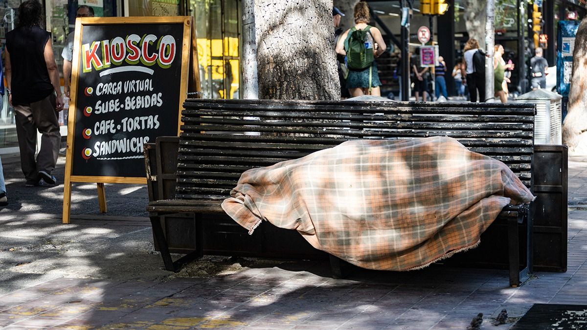 Ulpiano Suarez marcó que le preocupa el notorio aumento de las personas en situación de calle que hoy viven en distintos espacios de la Ciudad. Ulpiano Suarez marcó que le preocupa el notorio aumento de las personas en situación de calle que hoy viven en distintos espacios de la Ciudad.