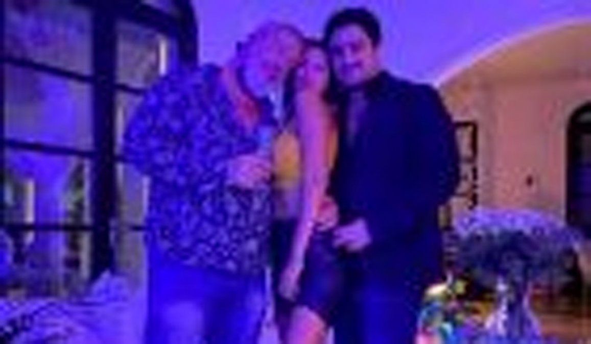 Esta es una de las fotos prohibidas que eliminó de Instagram Karina Jelinek