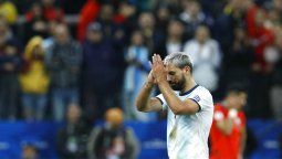 El Kun defendió a Messi