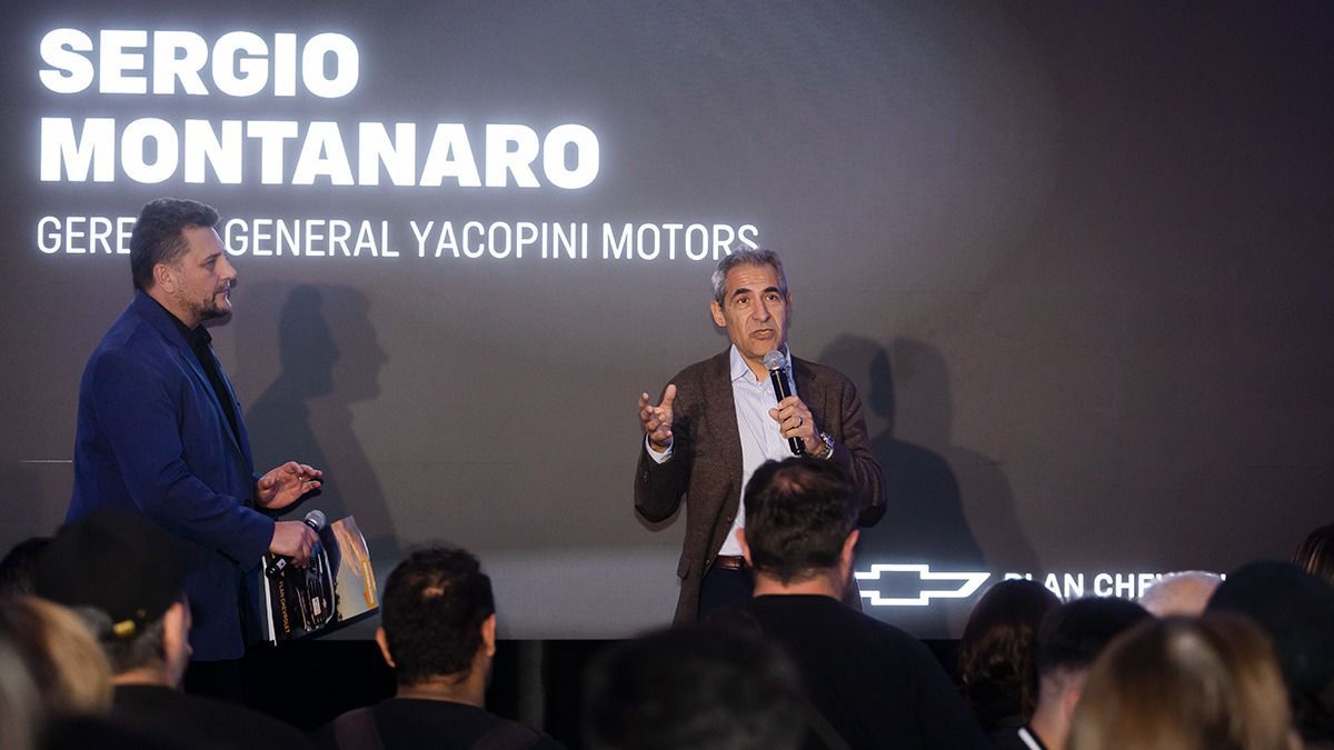 Sergio Montanaro, gerente general de Yacopini, dando las palabras inaugurales. Sergio Montanaro, gerente general de Yacopini, dando las palabras inaugurales.