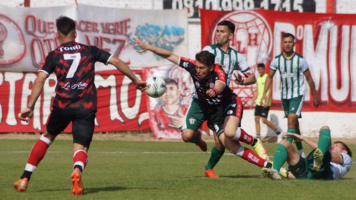 El Globo intentará sumar de a tres nuevamente en calle Olascoaga. El Globo intentará sumar de a tres nuevamente en calle Olascoaga.