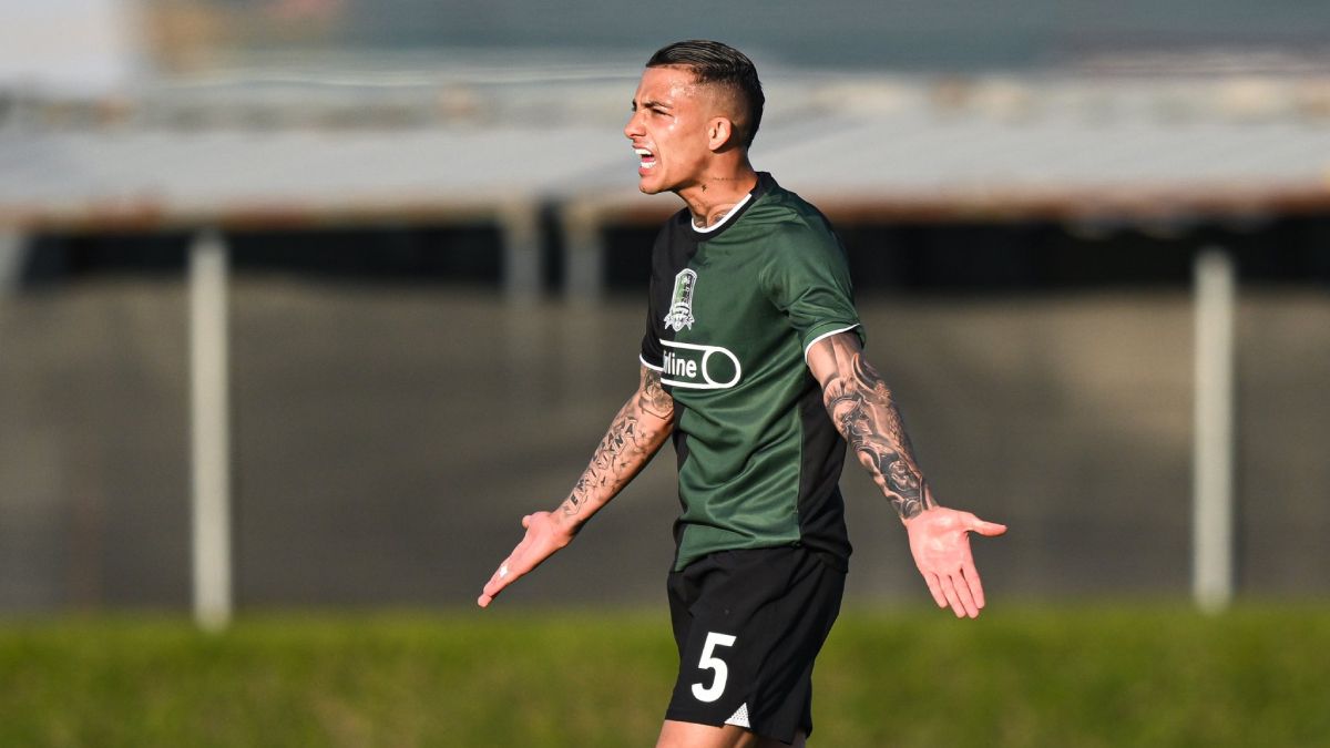 Este martes Kevin Castaño llega a River para completar los trámites de su incorporación al equipo de Marcelo Gallardo.