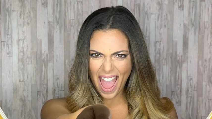Dame tetotas: el divertido final del back de una sensual Belu Lucius