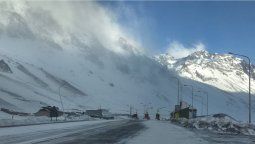 La nieve en Mendoza dejó bellas postales y algunos inconvenientes en rutas