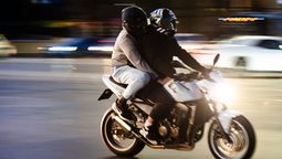 Se resistió para que unos motochorros no le robaran el celular y falleció en el lugar