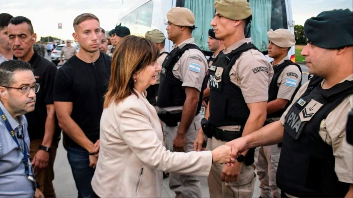 Patricia Bullrich avanza en la capacitación de tareas de espionaje (foto ilustrativa).