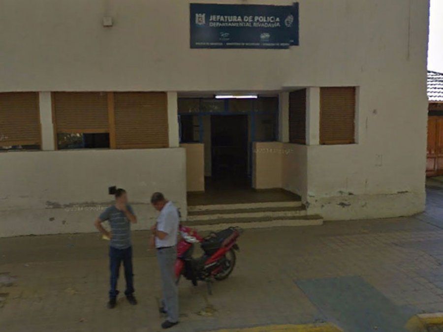 Cayó con material pornográfico un acusado de abusar a su ahijada de 4 años