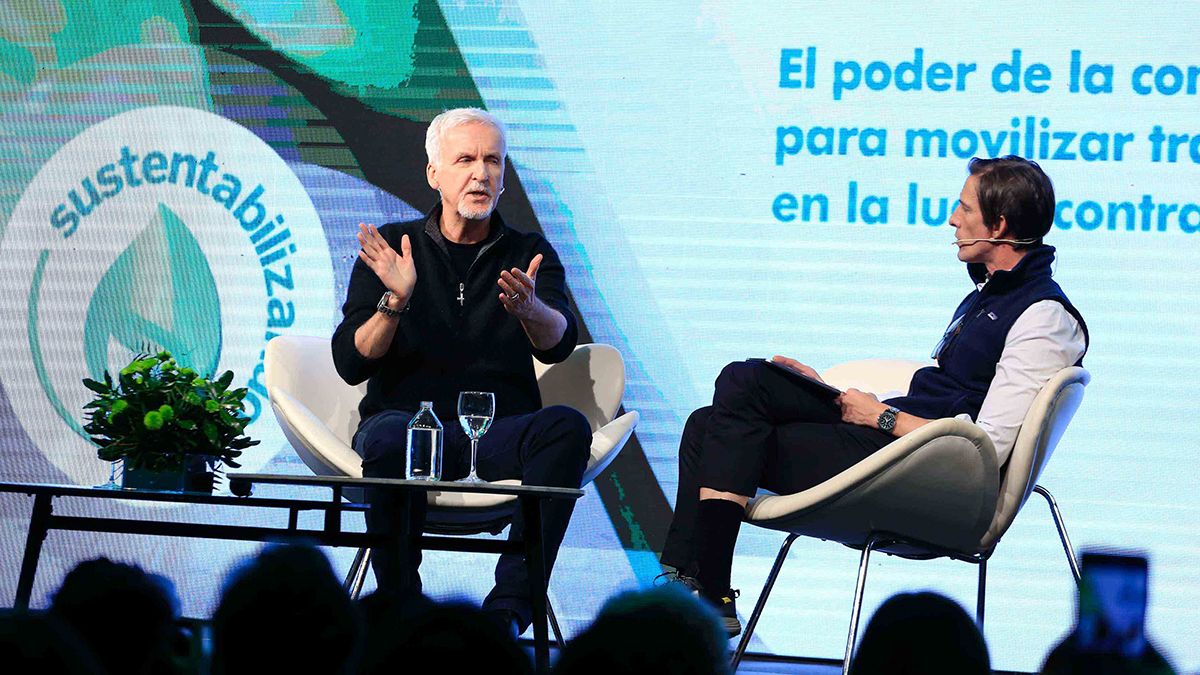 James Cameron junto a Iván de Pineda.