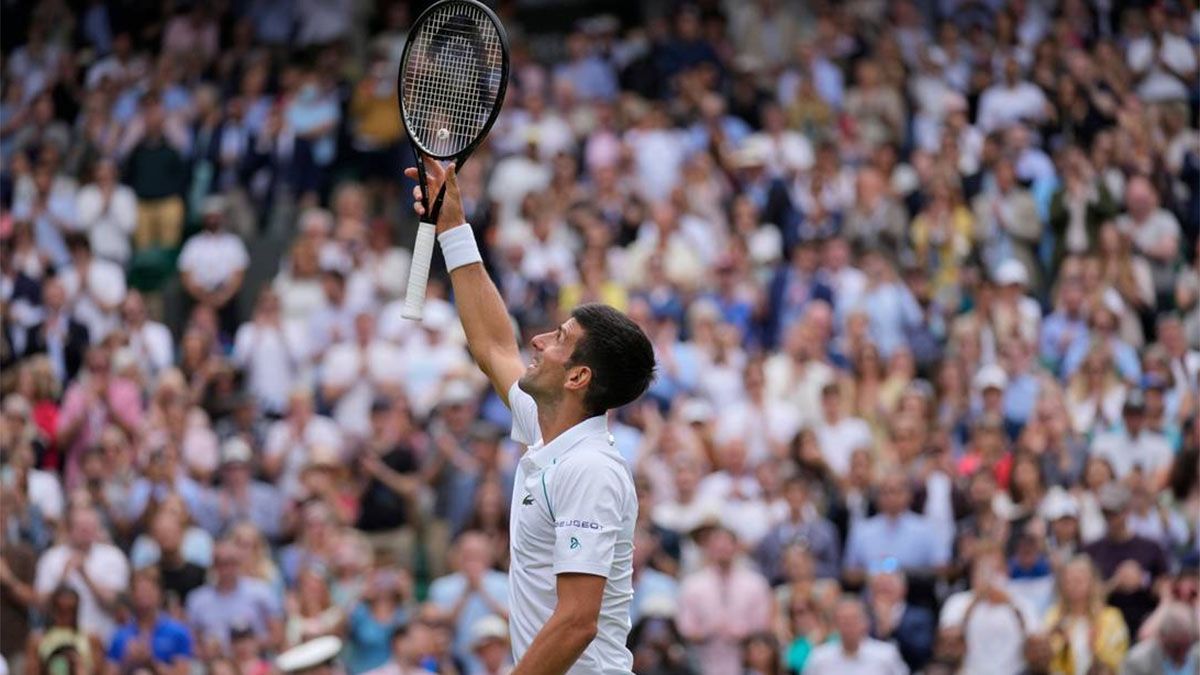 Djokovic apabulló a Garín y pasó a cuartos de final de Wimbledon.