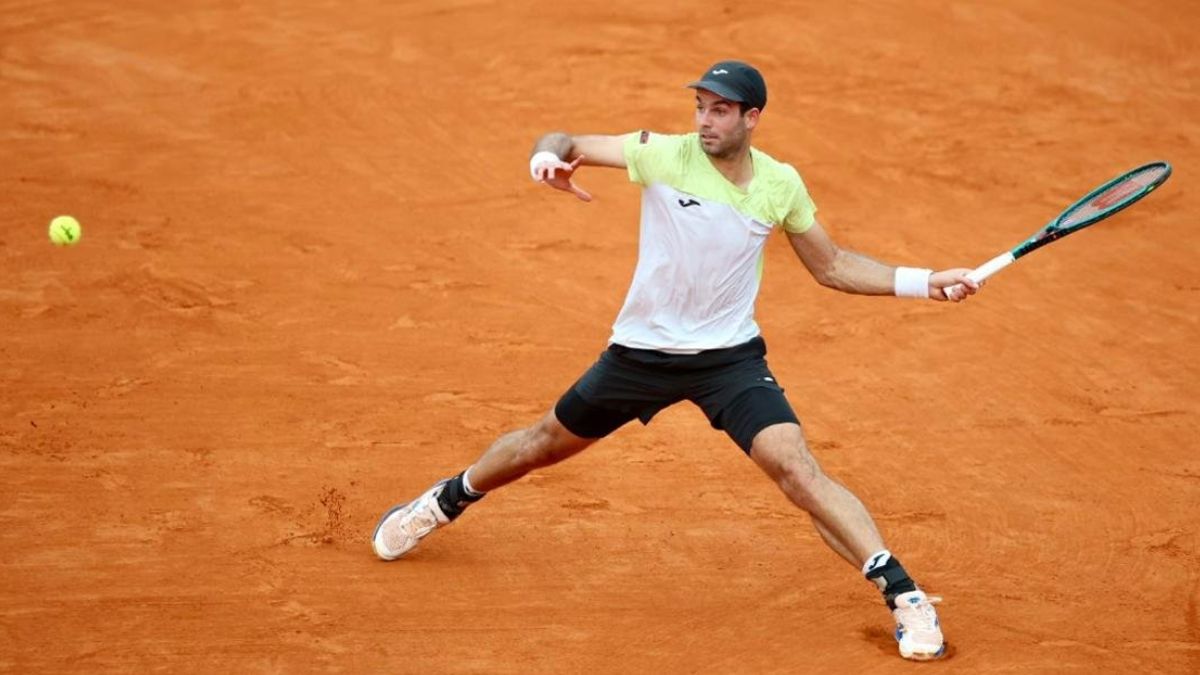 Díaz Acosta, defensor del título, quedó eliminado del Argentina Open 2025. Díaz Acosta, defensor del título, quedó eliminado del Argentina Open 2025.