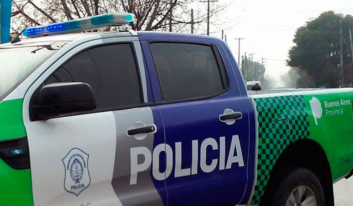 La Policóa Bonaerense busca al joven que golpeó y le quemó la cara con una plancha a su novia en Ingeniero Budge.&nbsp;