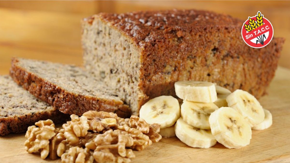 Prepara este delicioso budín de banana y nueces sin TACC en simples pasos.