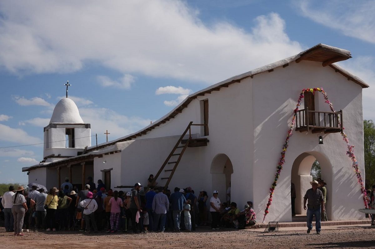 Los felireses pudieron apreciar la "catedral" del Secano, en la inmensidad del paisaje. Los felireses pudieron apreciar la "catedral" del Secano, en la inmensidad del paisaje.