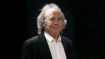 Serrat agotó sus tres funciones despedida de Argentina
