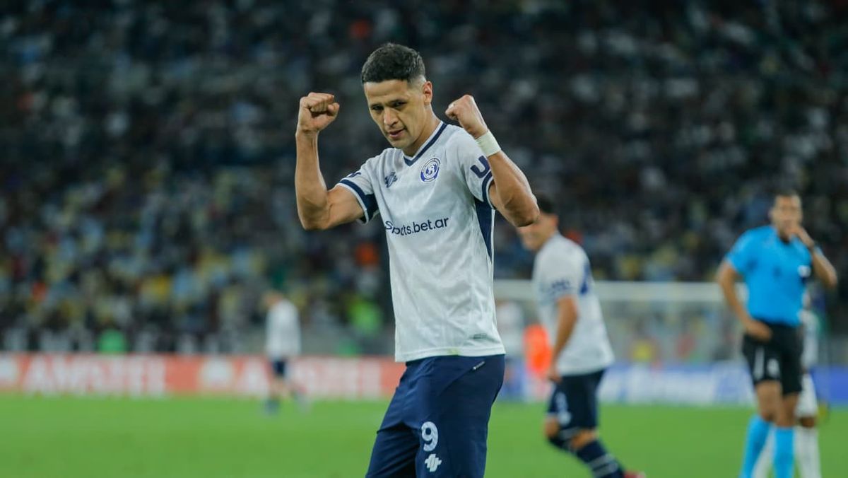 Alex Arce lleg&oacute; a 35 goles en 59 partidos con la camiseta de Independiente Rivadavia.