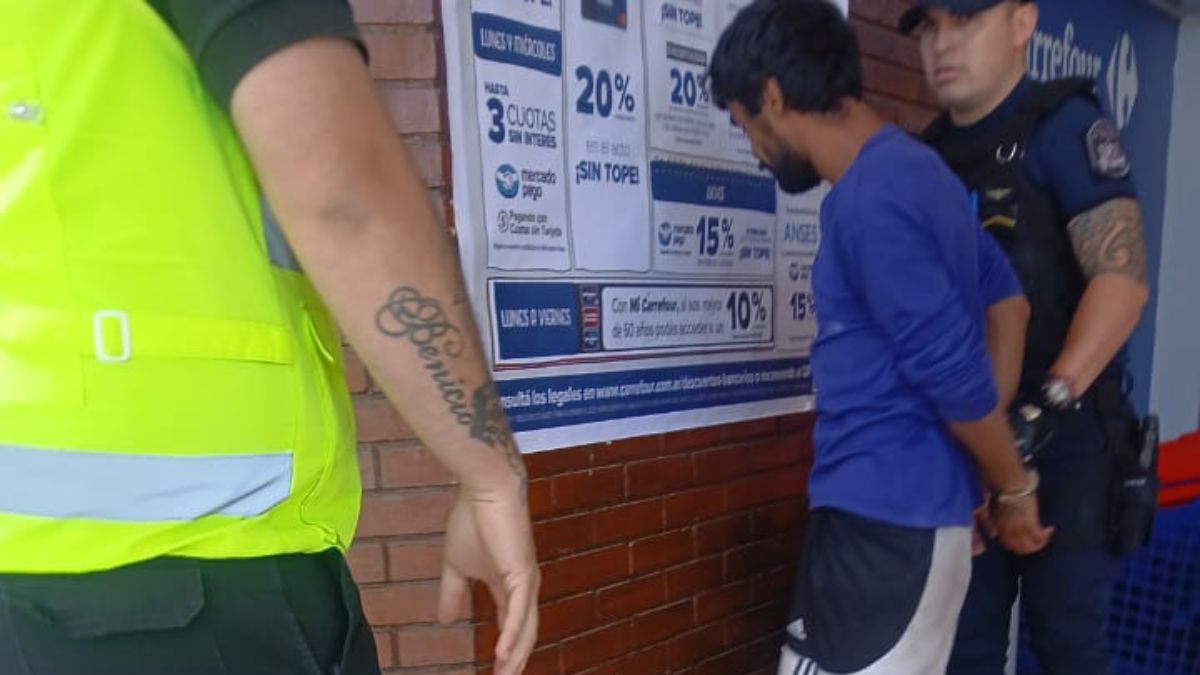 Mediante una reforma al Código Procesal Penal, Seguridad busca acelerar los procesos cuando los imputados son atrapados infraganti. Mediante una reforma al Código Procesal Penal, Seguridad busca acelerar los procesos cuando los imputados son atrapados infraganti.