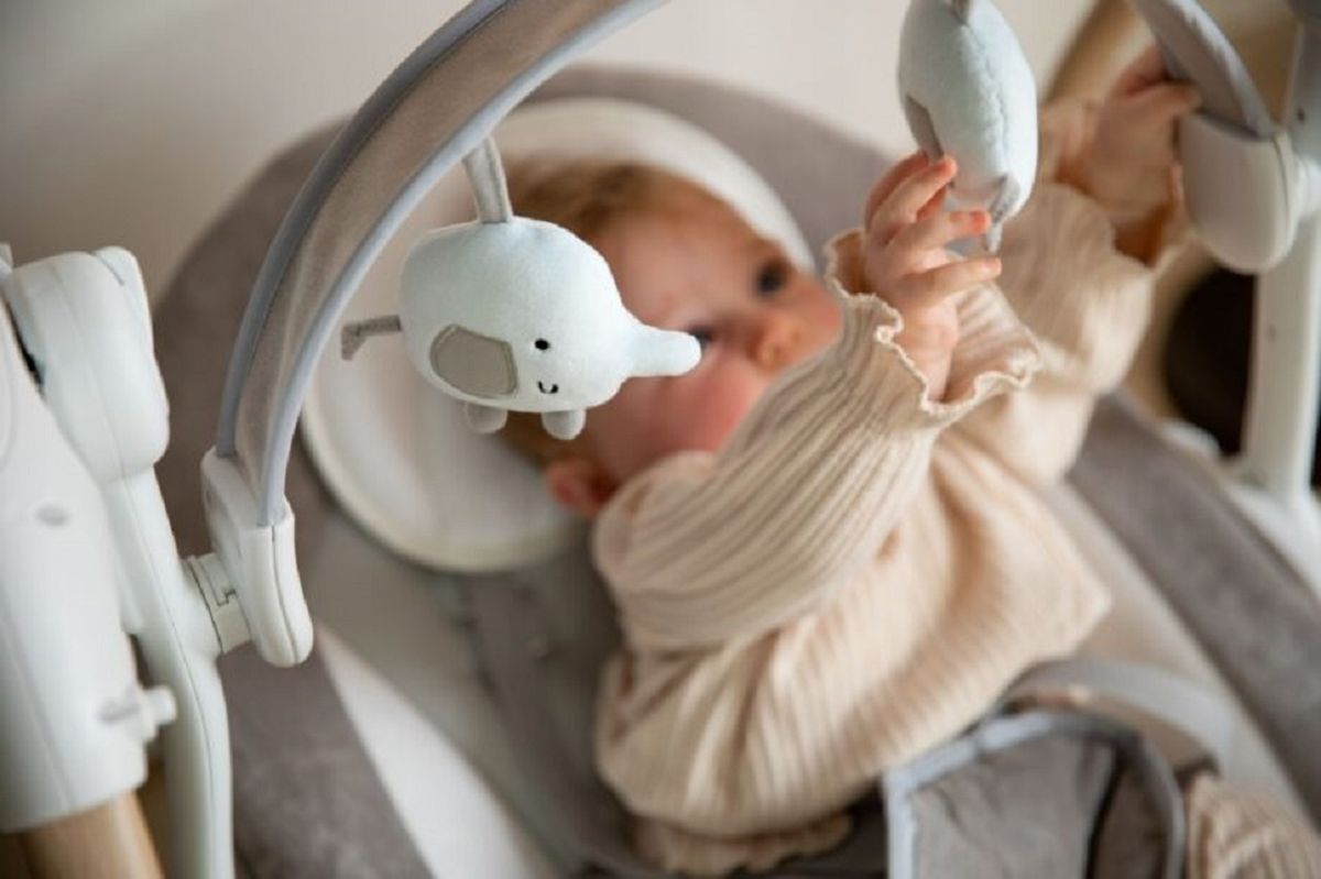 Si tienes el columpio de la marca, debes retirar ciertas partes para mayor seguridad de tu bebé.