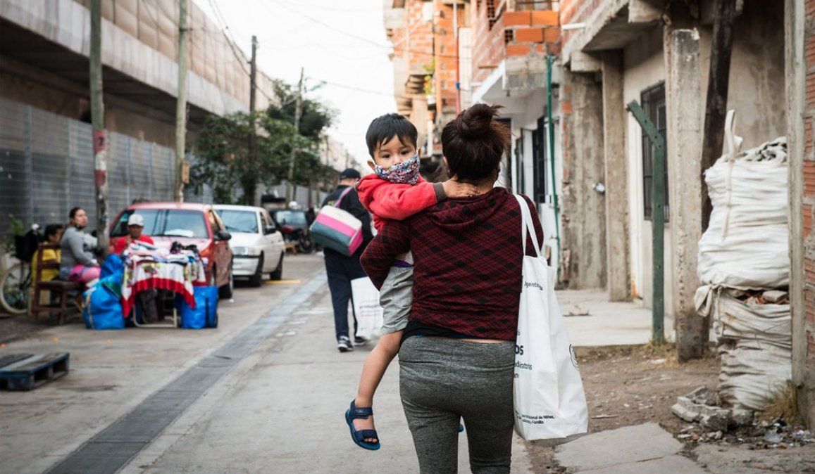 ¿AUH cobra IFE 4? Cuándo se paga el último bono de $10.000