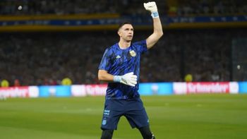 Busquen al Dibu Martínez: el pedido de un histórico que sacude al mundo Boca Busquen al Dibu Martínez: el pedido de un histórico que sacude al mundo Boca