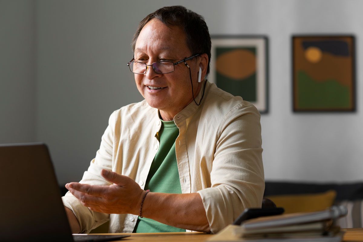 Inteligencia artificial: El plan de China para crear millonarios que desafía el modelo de OpenAI