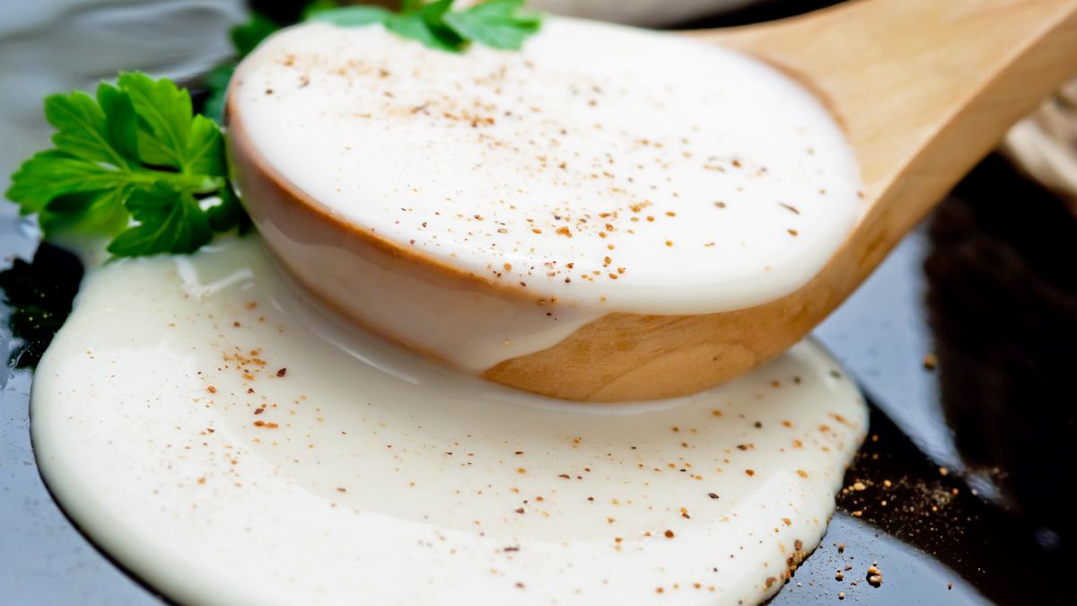 Recetas: Salsa blanca con maicena. Foto: Getty Images.