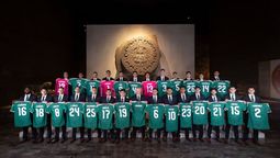 México tiene delanteros pero carece de generación de juego, según el exjugador.