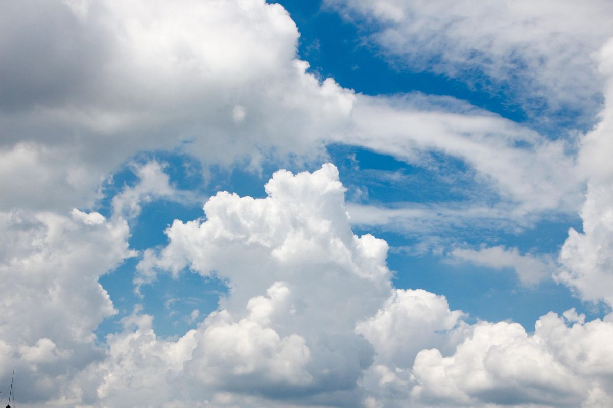 ¿Cuánto pesa una nube? Imagen: Pixabay