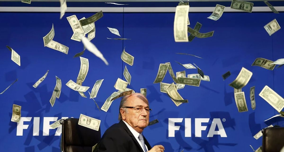 Antes Joseph Blatter fue acusado por corrupci&oacute;n; ahora va en contra del Mundial 2026.