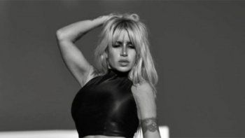 Flor Peña y su foto haciendo un desnudo total: detonó todo