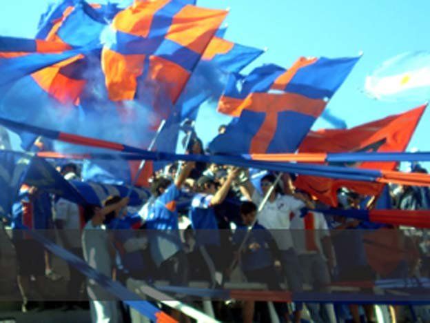 Hinchas de la CAI agredieron a la delegación de Brown de Puerto Madryn