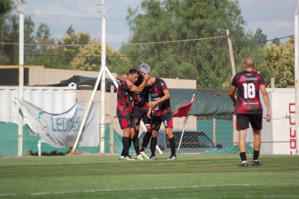 Fundación Amigos por el Deporte está en cuartos de final y se medirá con Gutiérrez. Fundación Amigos por el Deporte está en cuartos de final y se medirá con Gutiérrez.